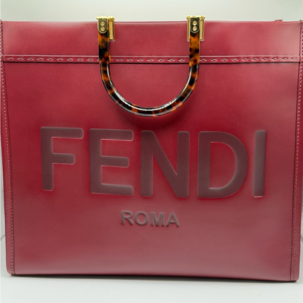 Fendi Plexiglass Large Fendi Sunshine Shopper Tote Burgundy